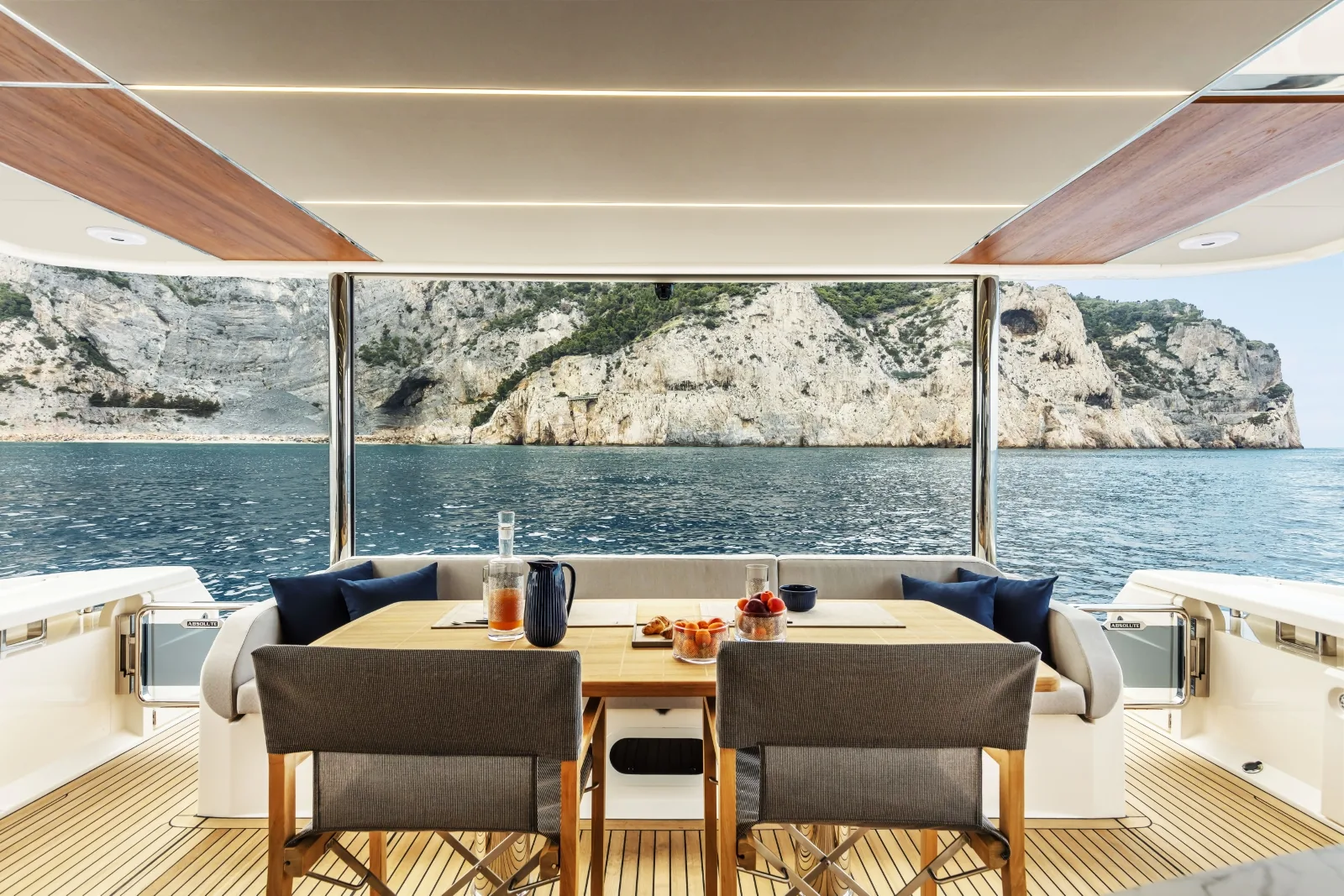 A4A - photo 12 yacht charter Cannes