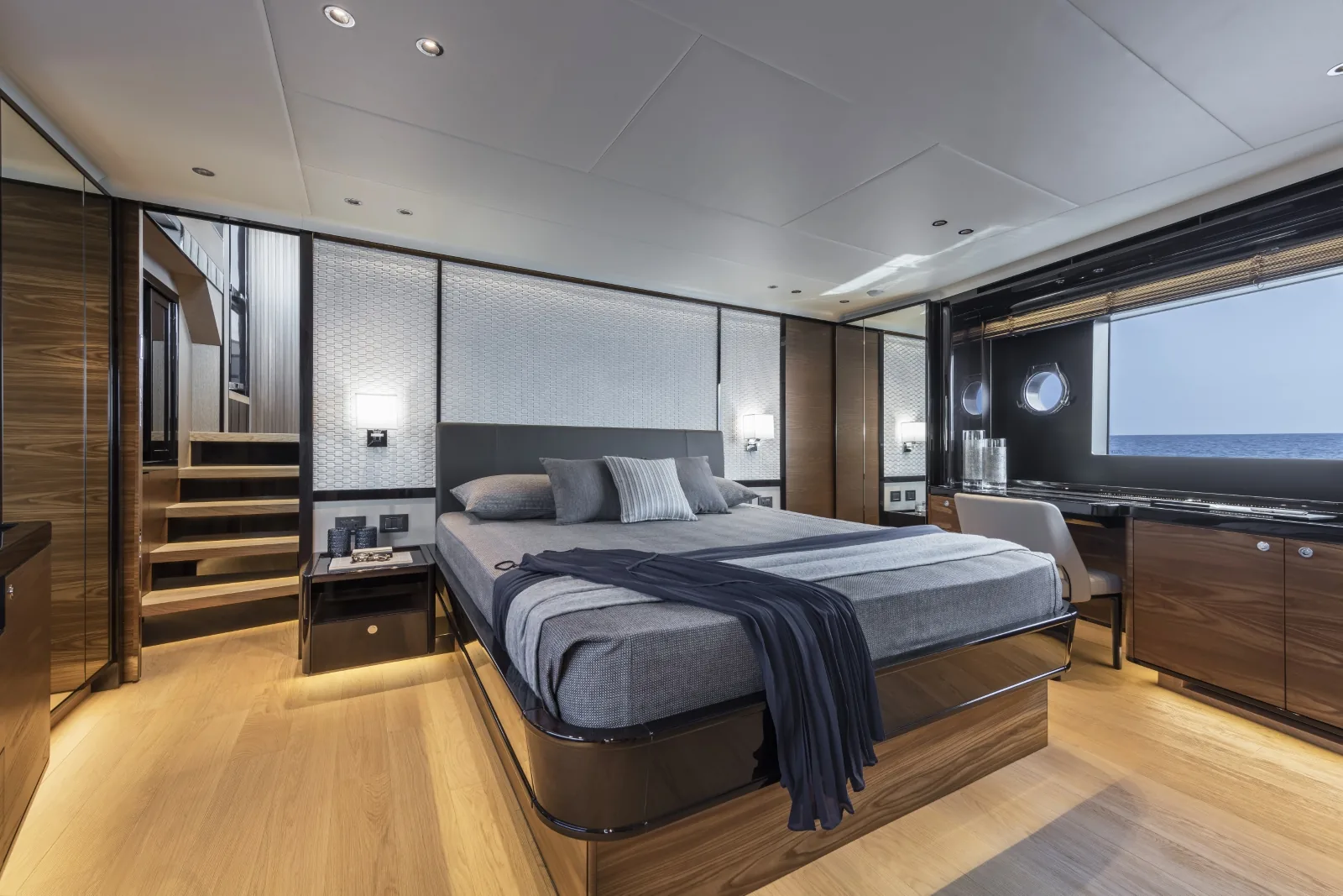 A4A - photo 28 yacht charter Cannes