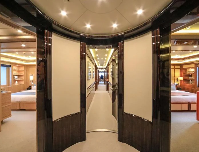AHS - photo 10, AHS yacht charter