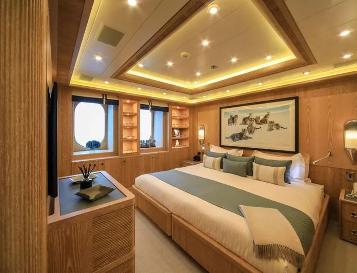 AHS - photo 11, AHS yacht charter