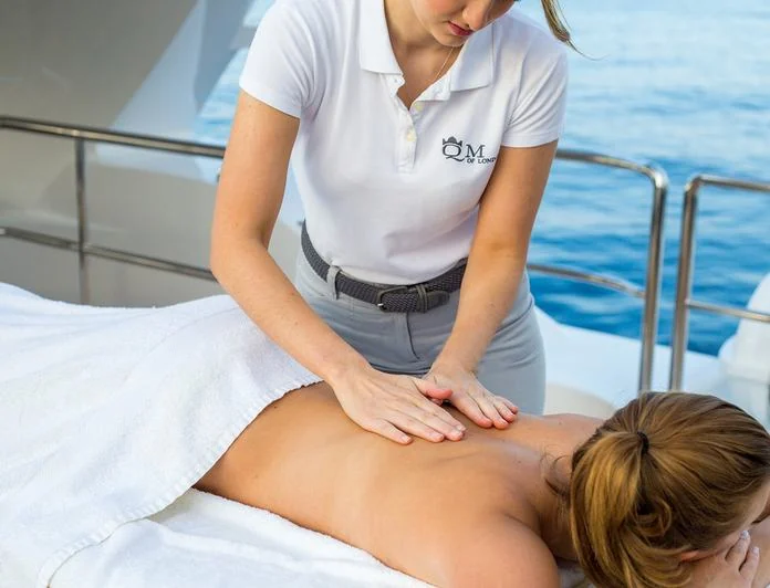 AIR - photo 5, AIR yacht charter