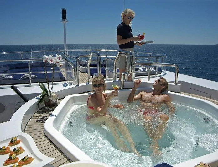 AIR - photo 6, AIR yacht charter