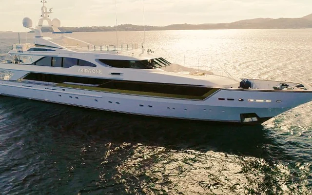 AKIRA ONE - superyacht for week charter