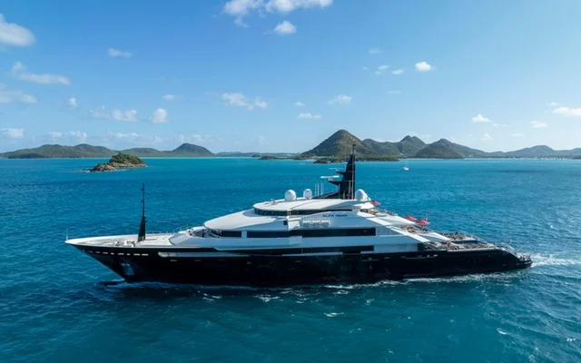 ALFA NERO - superyacht for week charter