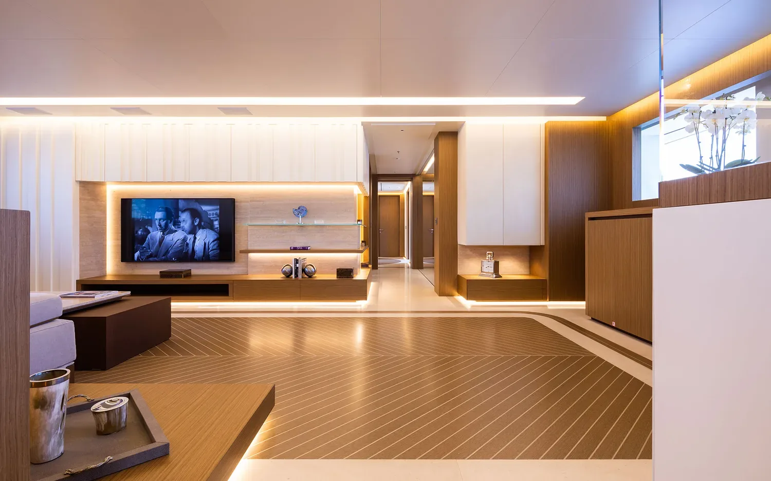 ALFA - photo 20 yacht charter Cannes