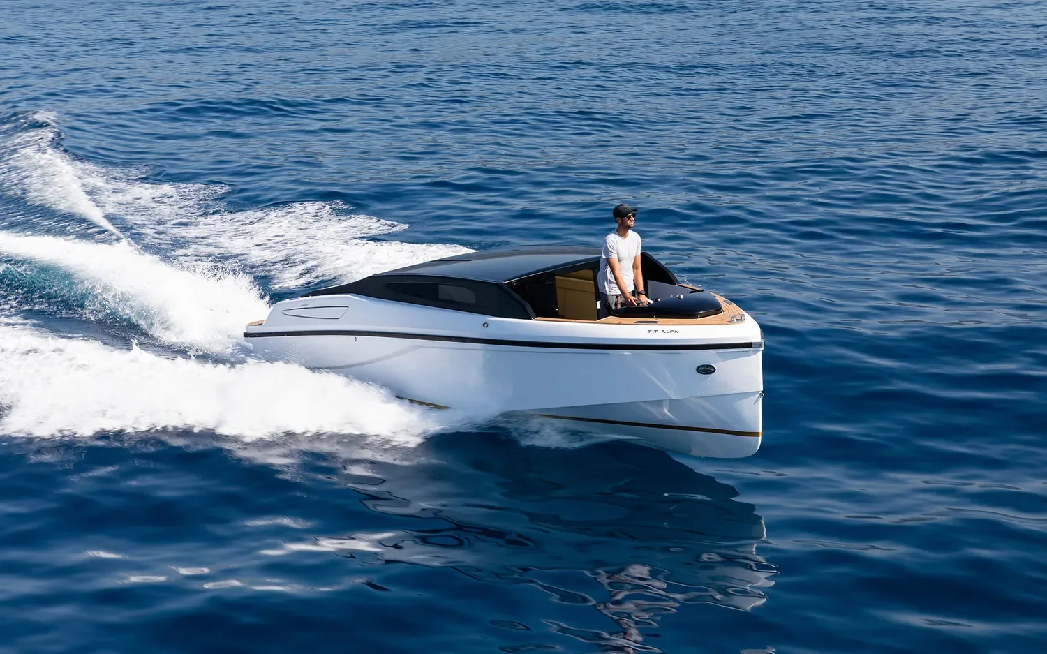 ALFA - photo 32 yacht charter Cannes