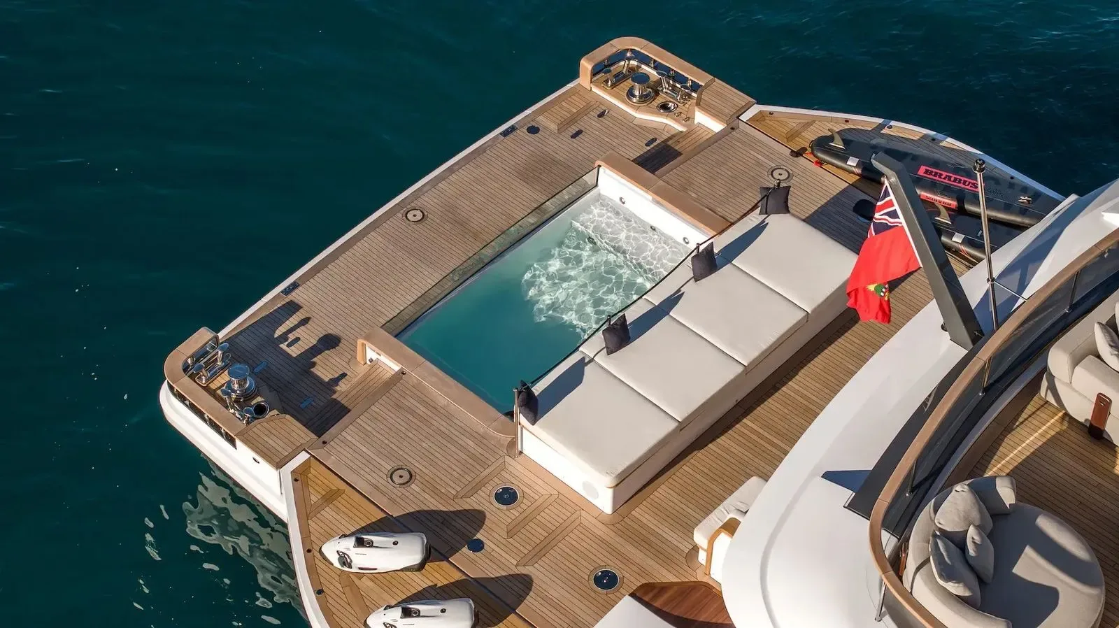 ALPHA WAVES - photo 6 yacht charter Cannes