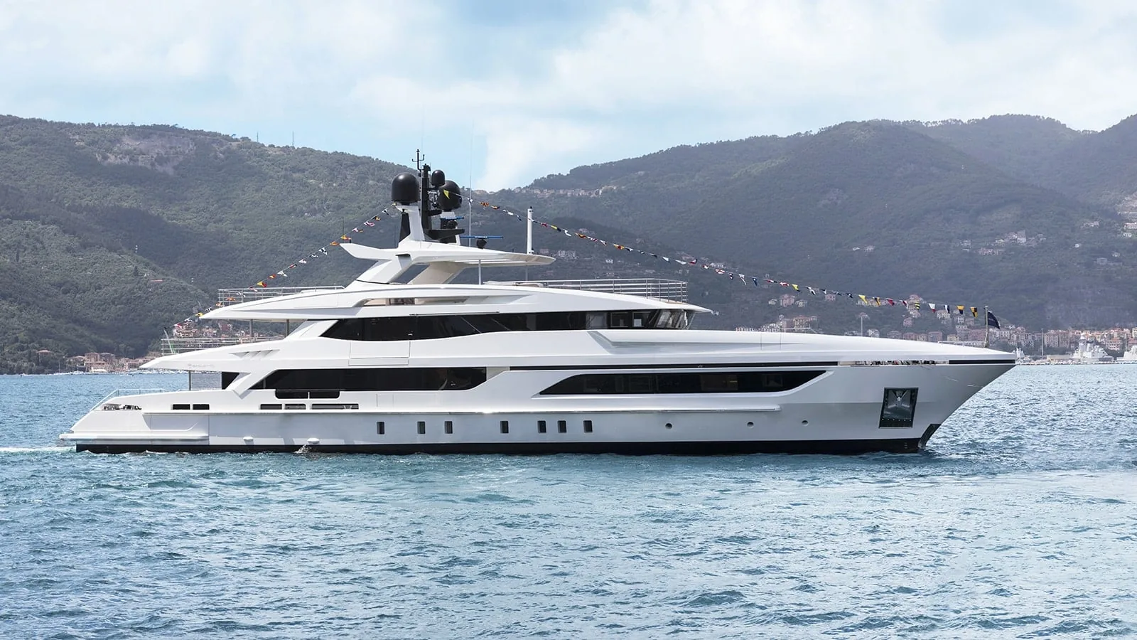 ANDIAMO - photo 2 yacht charter Cannes