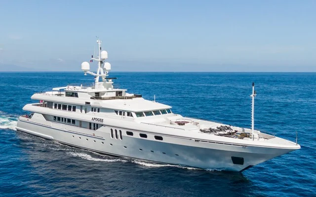 APOGEE - explorer yacht for week charter