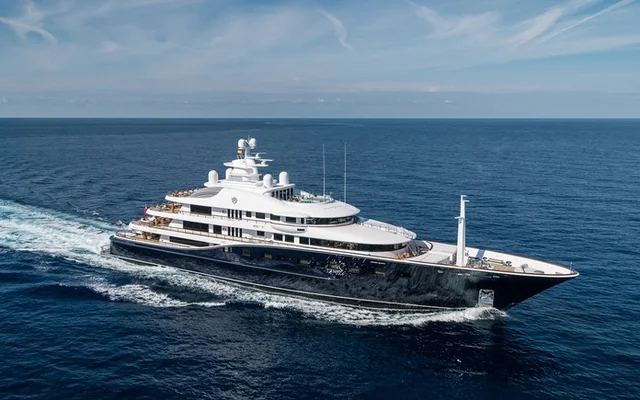 AQUILA - superyacht for week charter