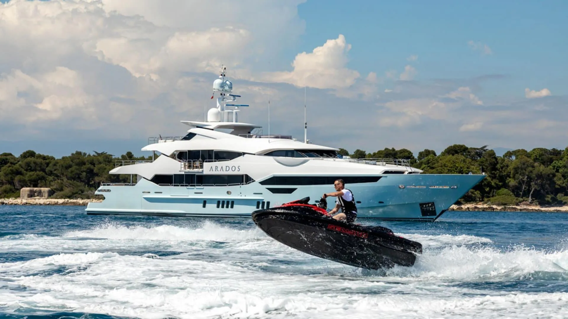 ARADOS - photo 5 yacht charter Cannes