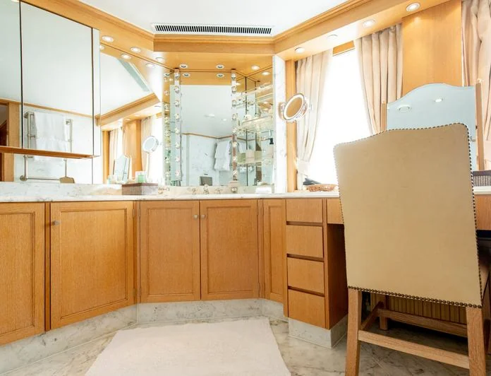 ARCTIC - photo 5, ARCTIC yacht charter