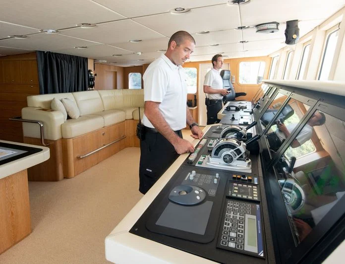ARCTIC - photo 9, ARCTIC yacht charter