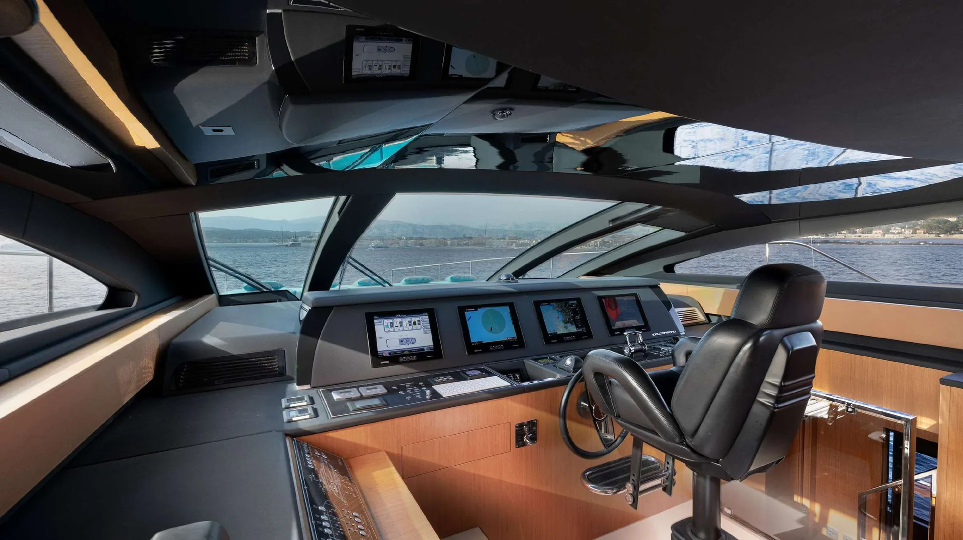 Ariyas - photo 12 yacht charter Cannes