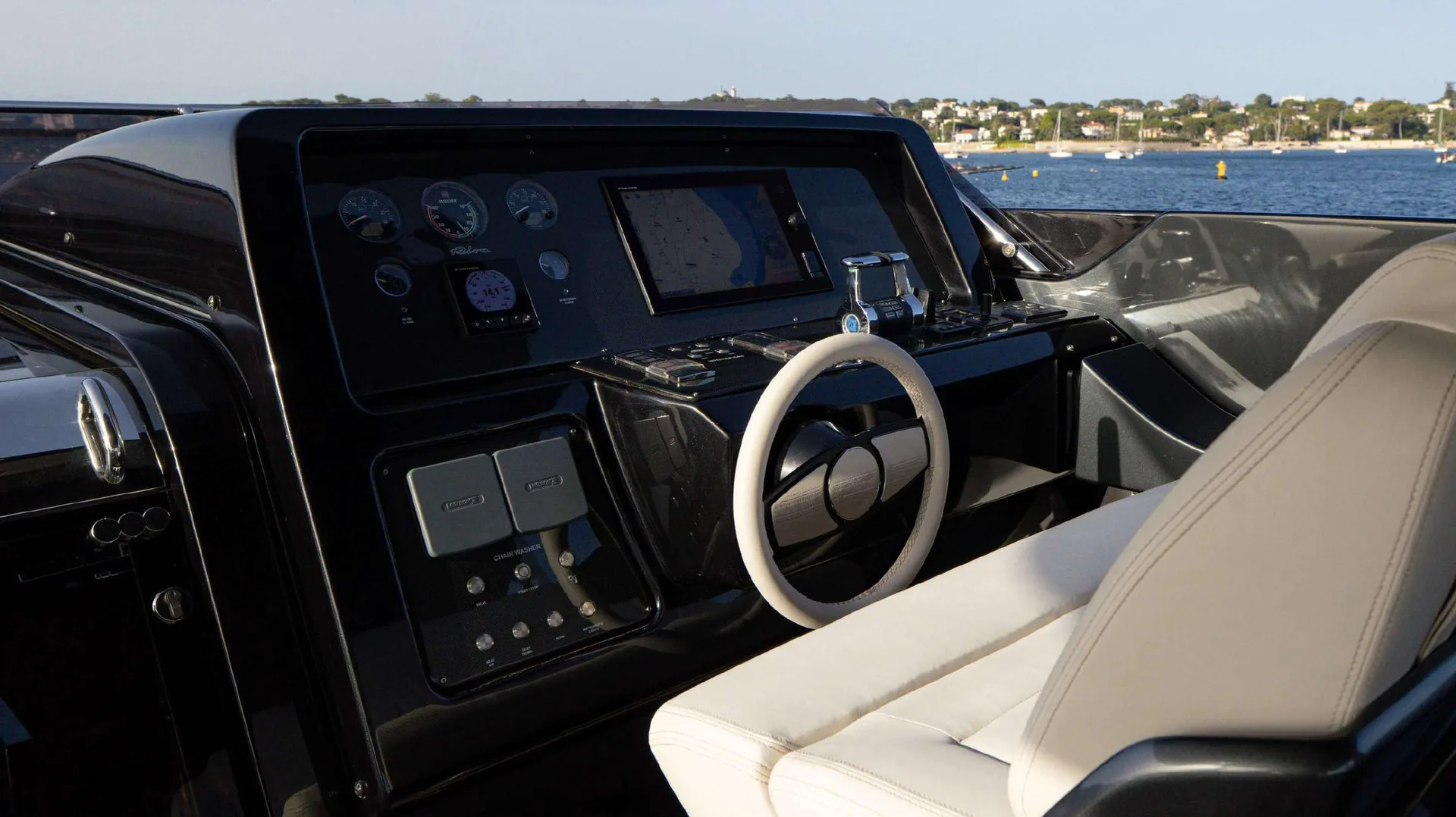 Ariyas - photo 30 yacht charter Cannes