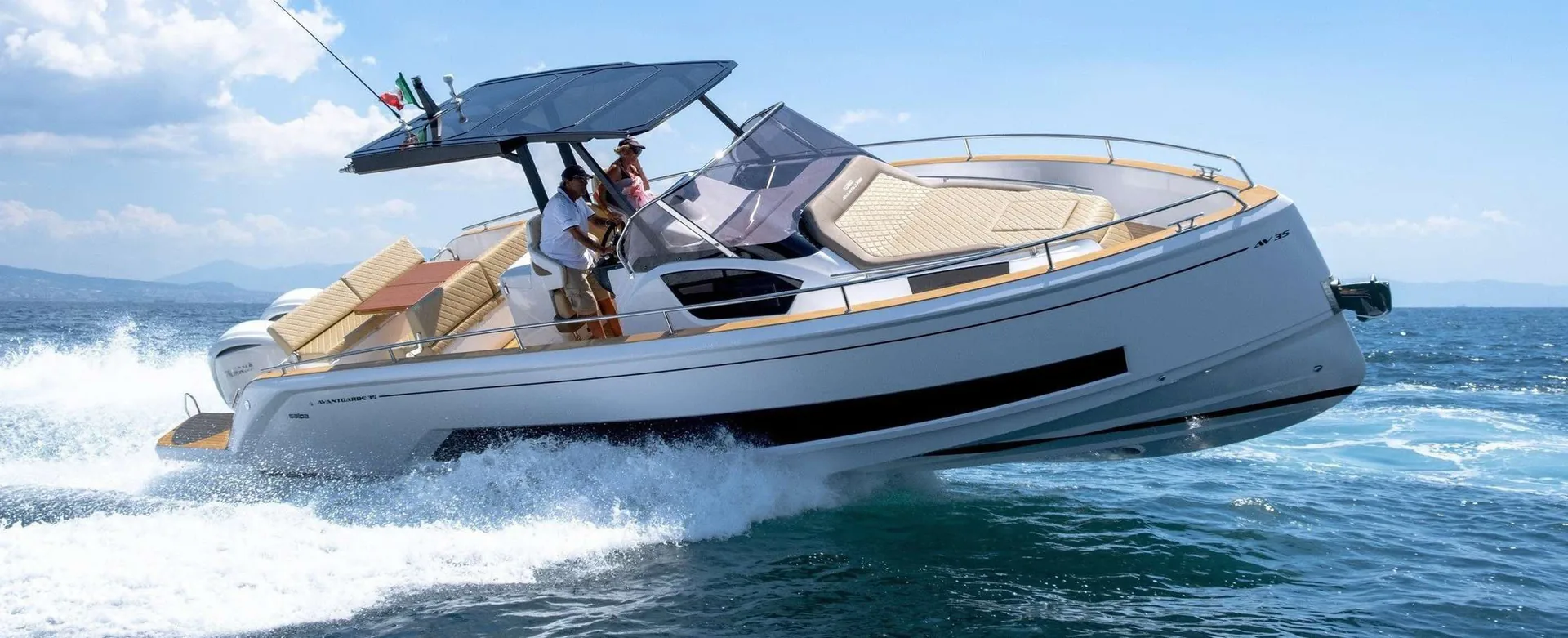 Avangarde 35 - photo 2 yacht charter Cannes