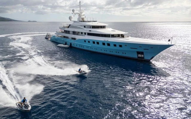 AXIOMA - superyacht for week charter