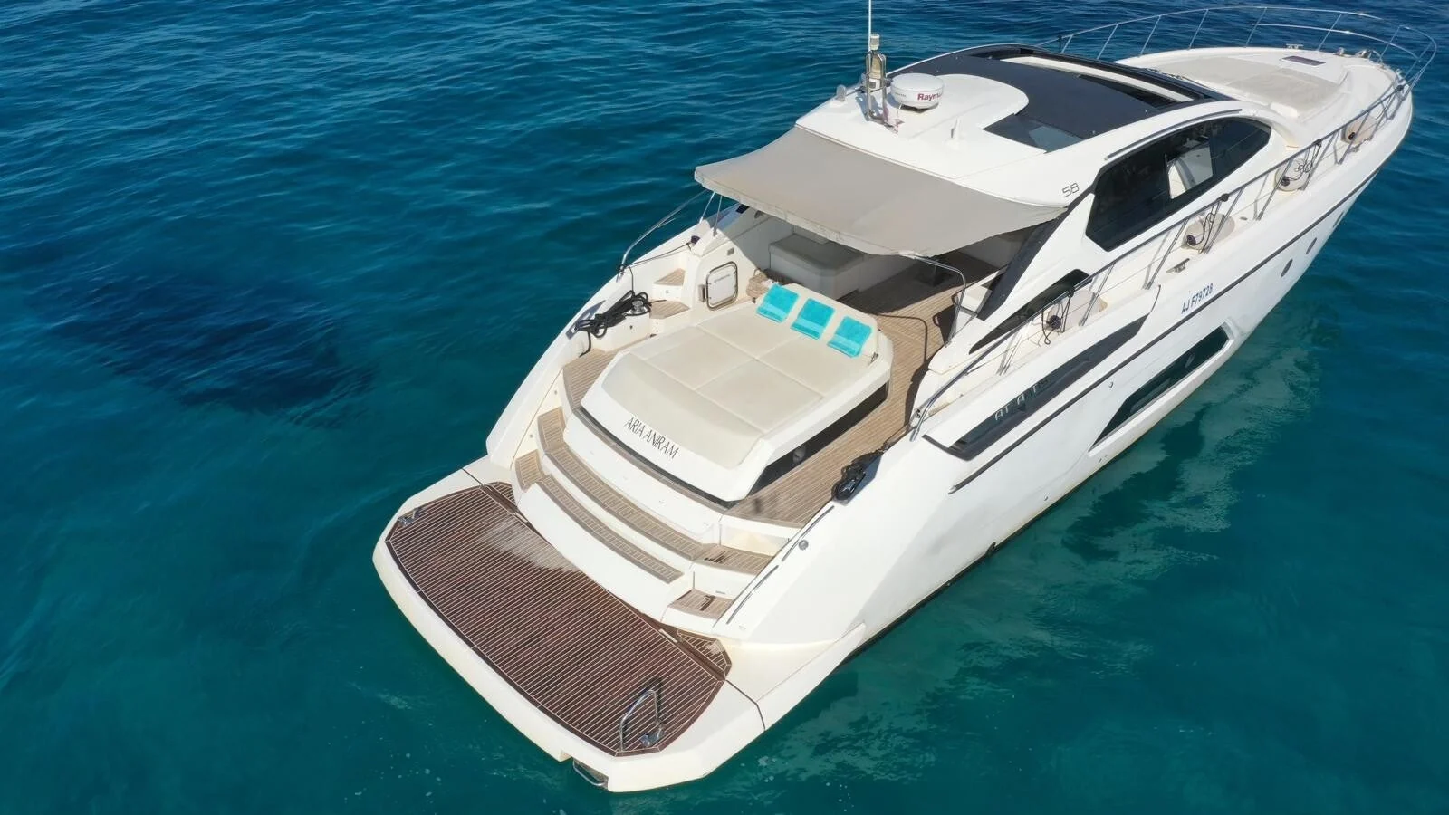Azimut 58 Flybridge - photo 3 yacht charter Cannes