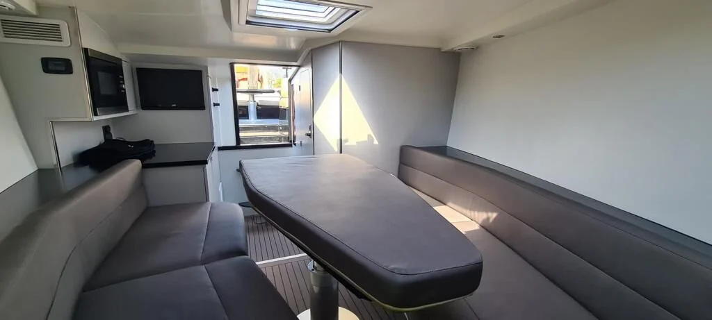Balagan - photo 7 yacht charter Cannes