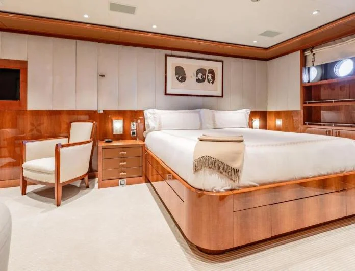 BATELLO - photo 12, BATELLO yacht charter