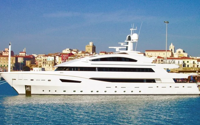 BEATRIX - superyacht for week charter