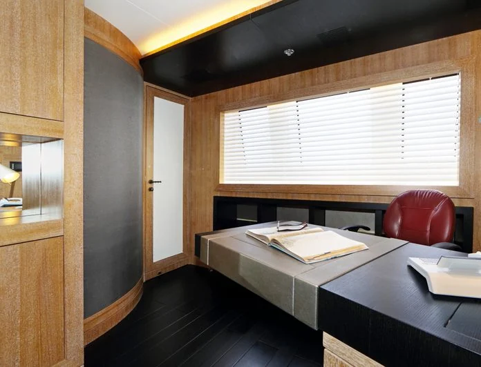 BEATRIX - photo 5, BEATRIX yacht charter