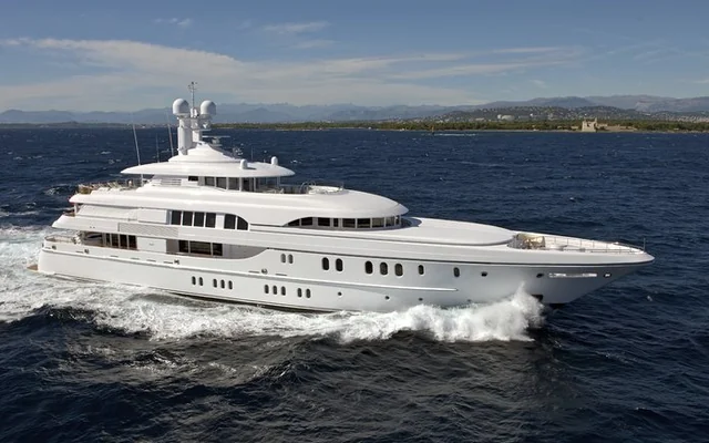 BELLA VITA - superyacht for week charter