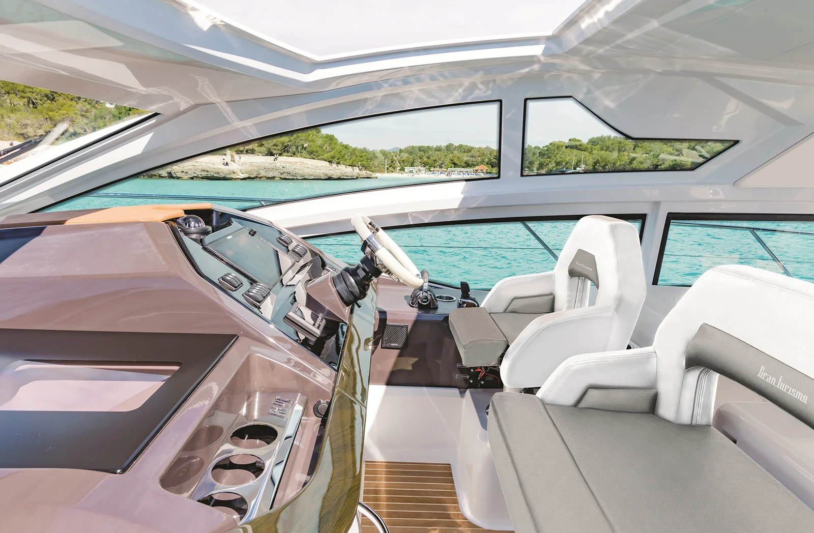 Beneteau Gran Turismo 46 - photo 10 yacht charter Cannes
