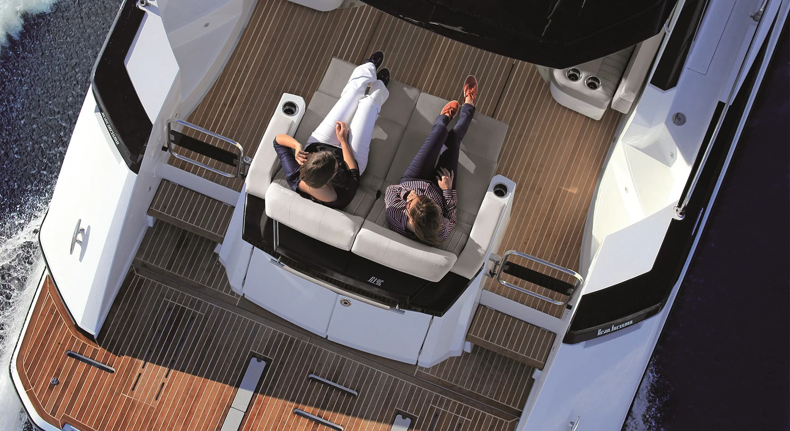 Beneteau Gran Turismo 46 - photo 12 yacht charter Cannes