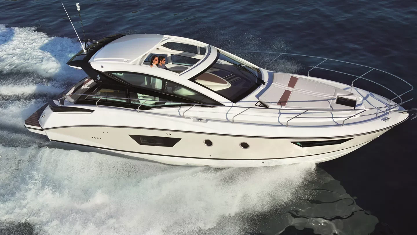 Bénéteau Gran Turismo 40 - photo 5 yacht charter Cannes