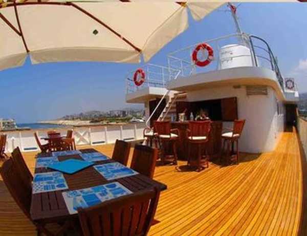 BLUE DAWN - photo 3, BLUE DAWN yacht charter