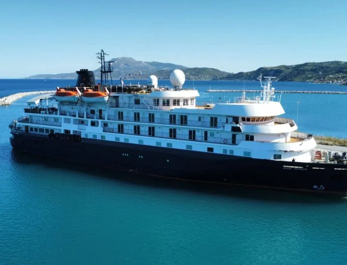 BLUE ZEPHYR - photo 11, BLUE ZEPHYR yacht charter