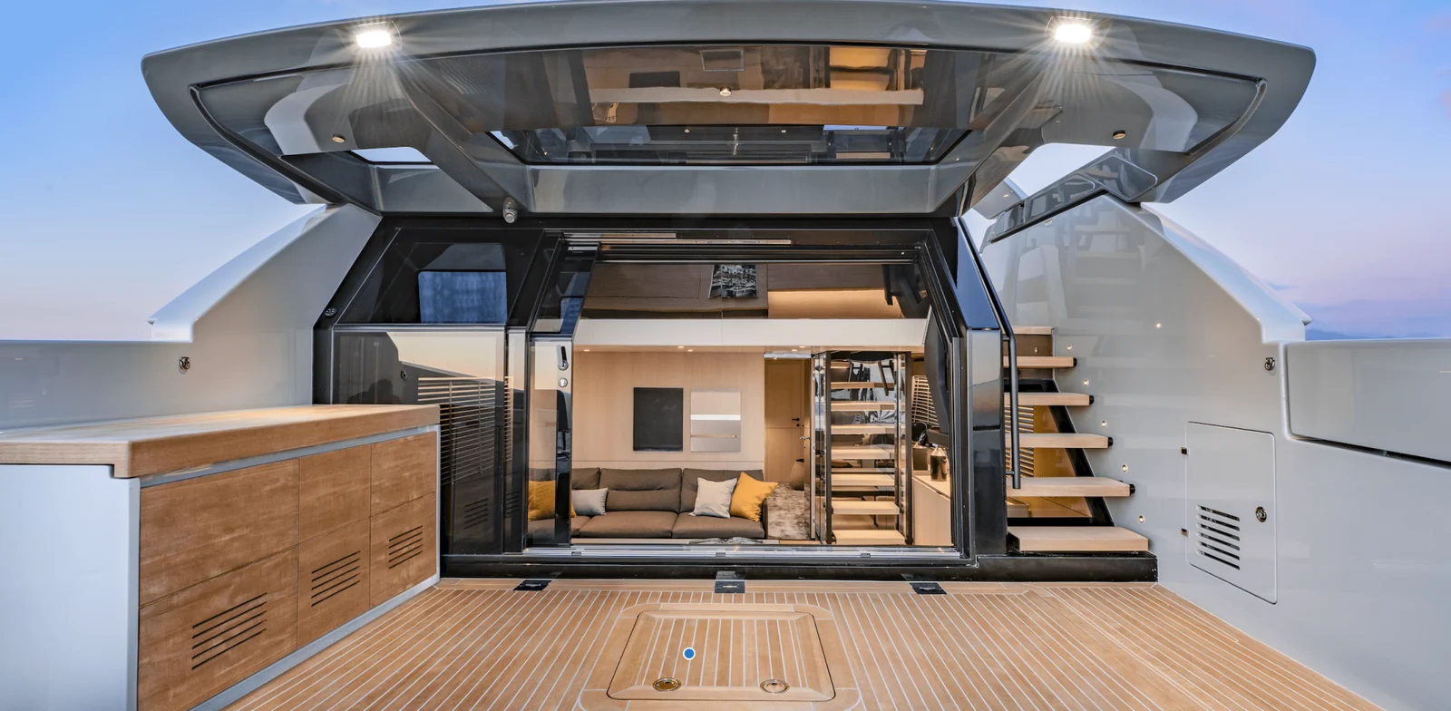 Bluegame BG62 - photo 1 yacht charter Cannes