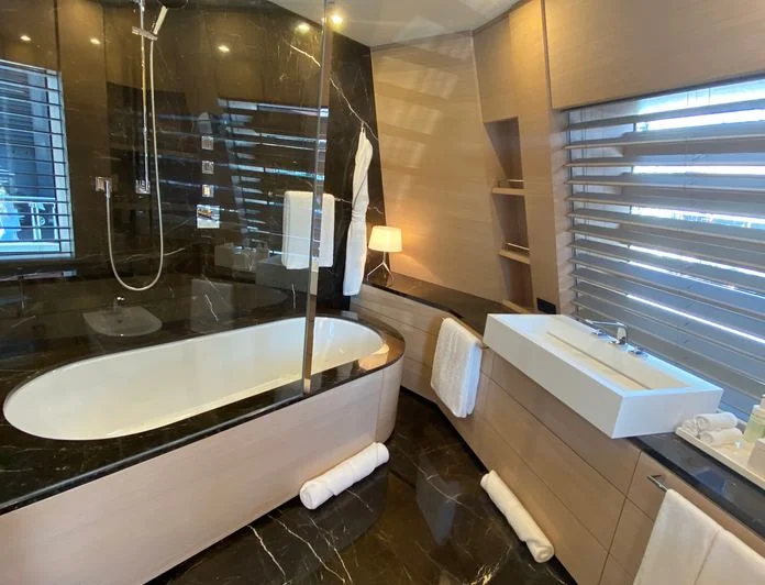 BOLD - photo 4, BOLD yacht charter