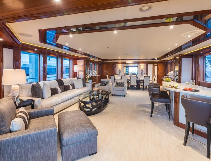 CHASING DAYLIGHT - photo 2, CHASING DAYLIGHT yacht charter