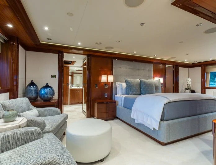 CHASING DAYLIGHT - photo 5, CHASING DAYLIGHT yacht charter
