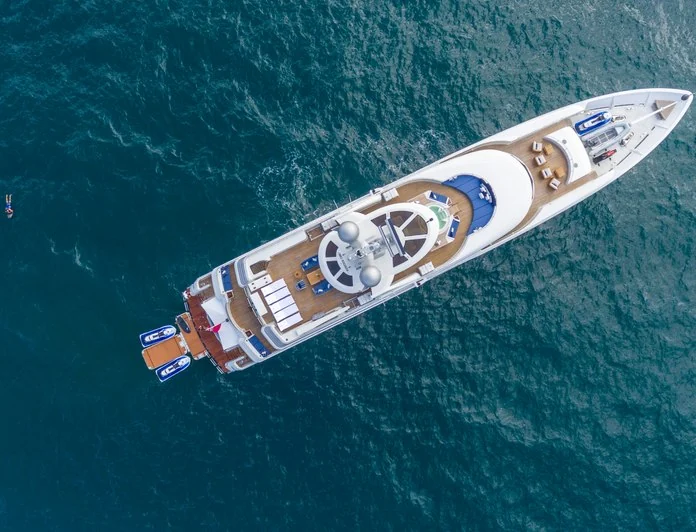 CHASING DAYLIGHT - photo 14, CHASING DAYLIGHT yacht charter