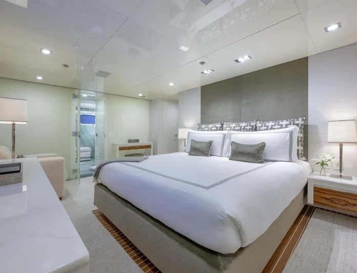 CHASSEUR - photo 8, CHASSEUR yacht charter