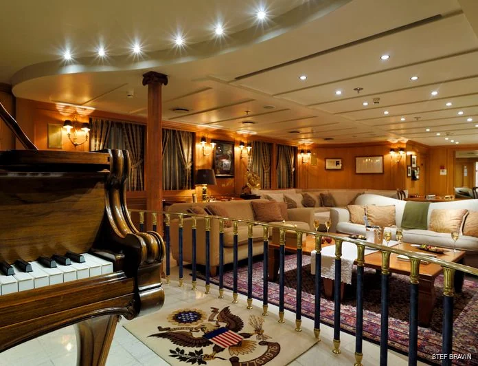 CHRISTINA O - photo 5, CHRISTINA O yacht charter