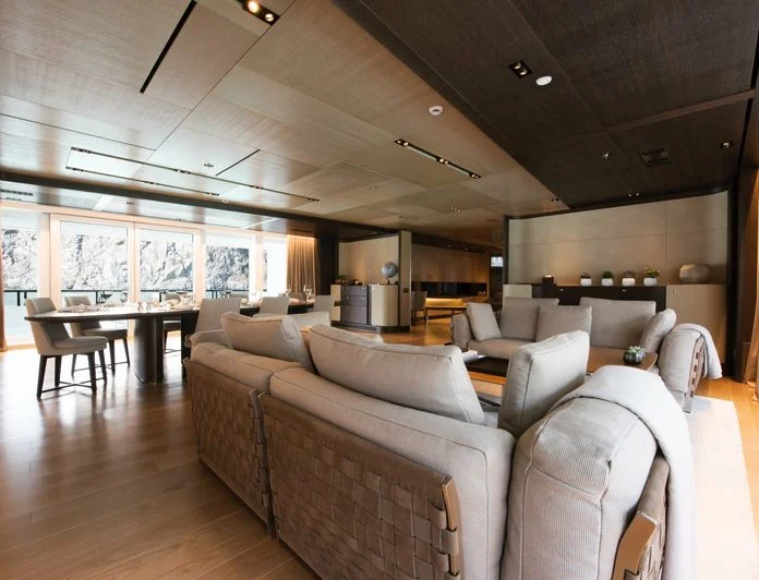 CLOUDBREAK - photo 10, CLOUDBREAK yacht charter