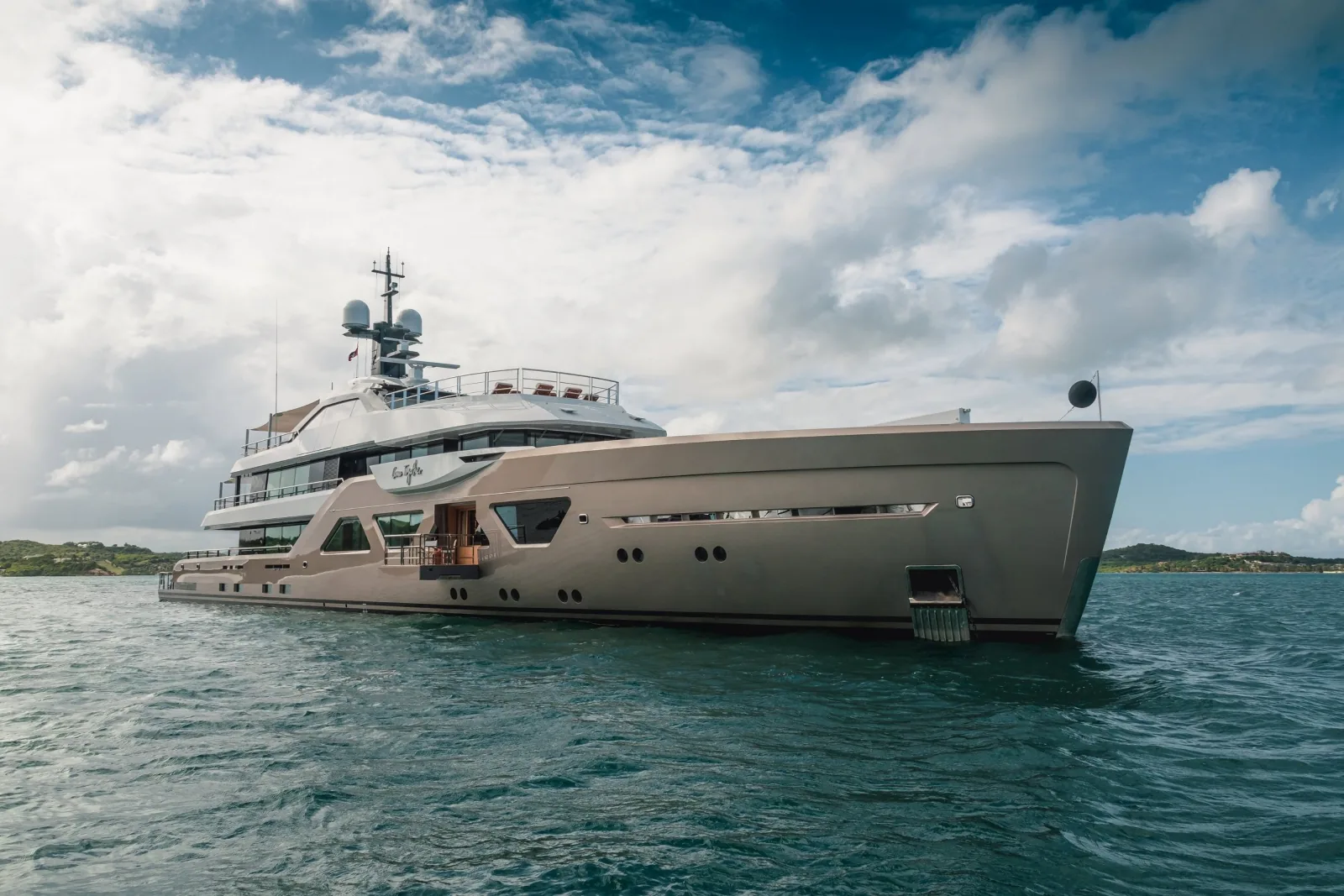COME TOGETHER - photo 5 yacht charter Cannes
