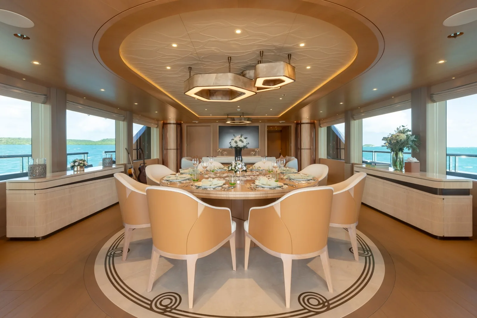 COME TOGETHER - photo 14 yacht charter Cannes