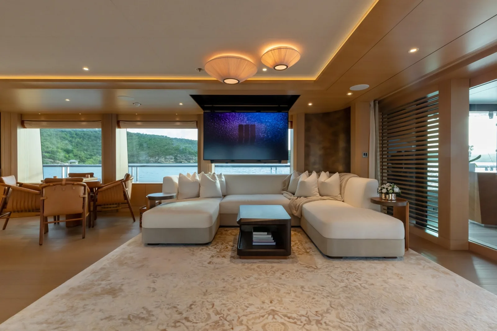COME TOGETHER - photo 17 yacht charter Cannes