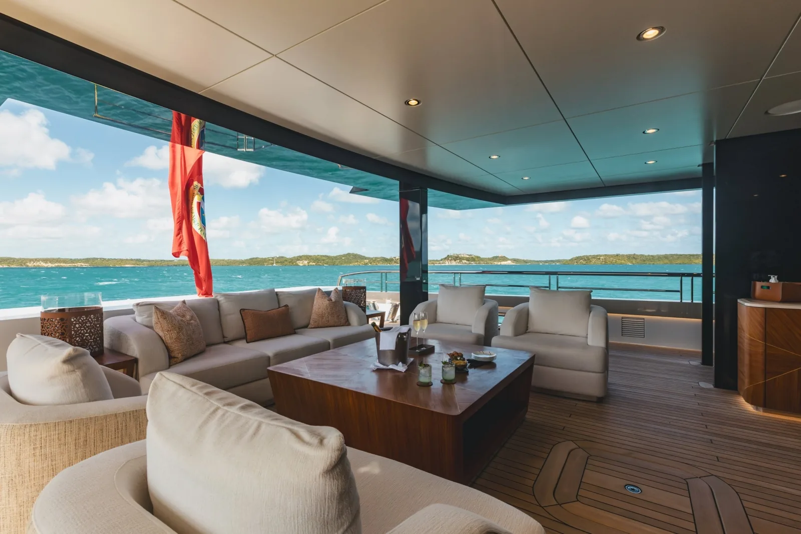 COME TOGETHER - photo 21 yacht charter Cannes