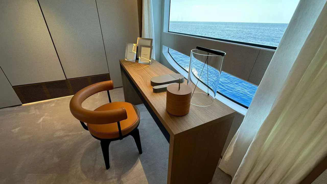 Cosmico - photo 31 yacht charter Cannes