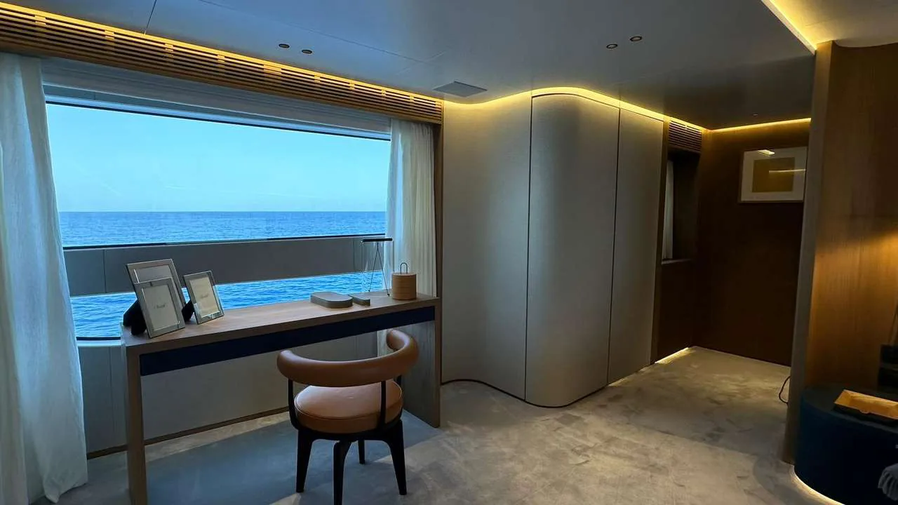 Cosmico - photo 32 yacht charter Cannes