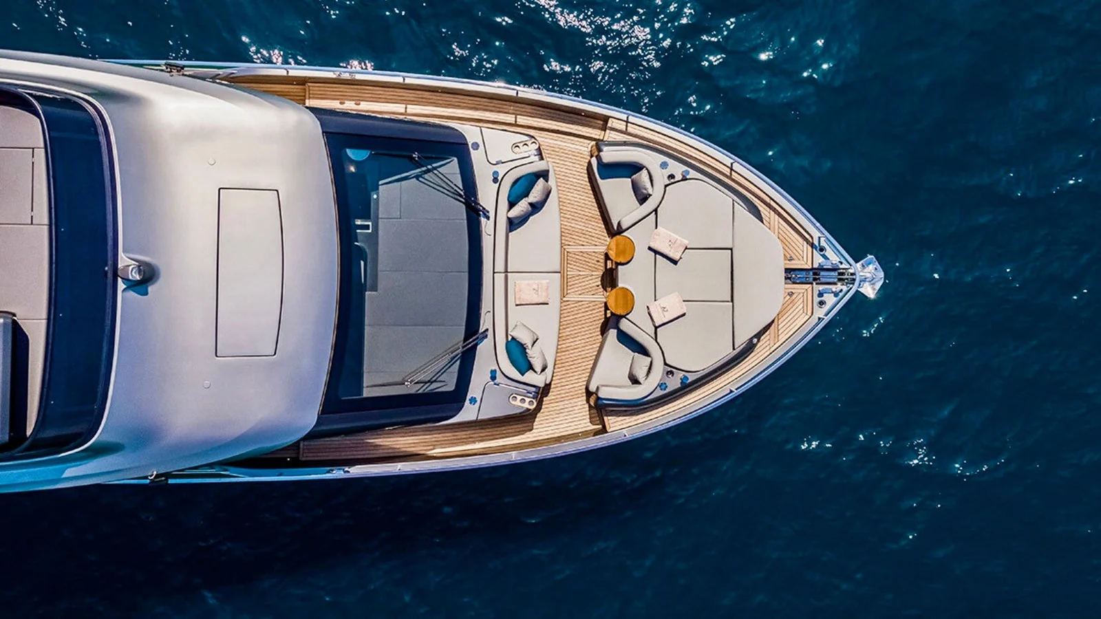 Cranchi 67 Settantotto - photo 6 yacht charter Cannes
