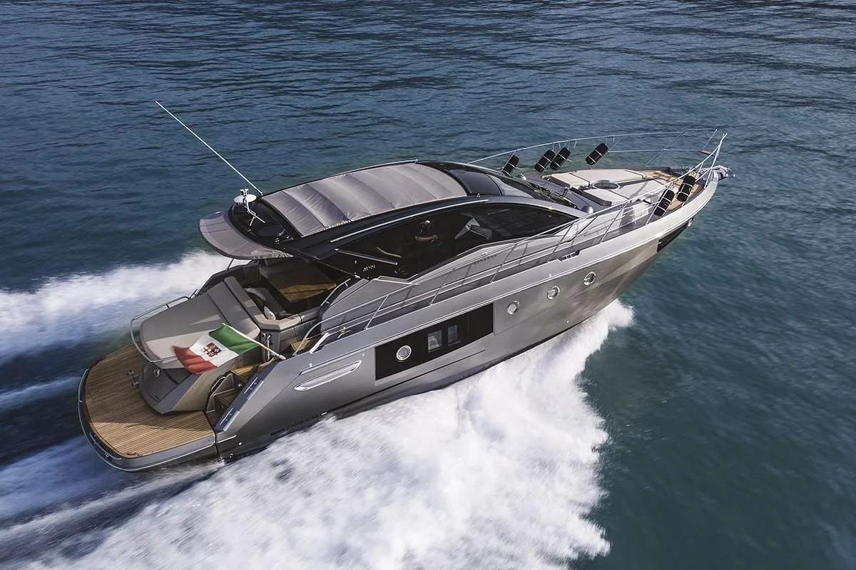 Cranchi M44 HT - photo 2 yacht charter Cannes