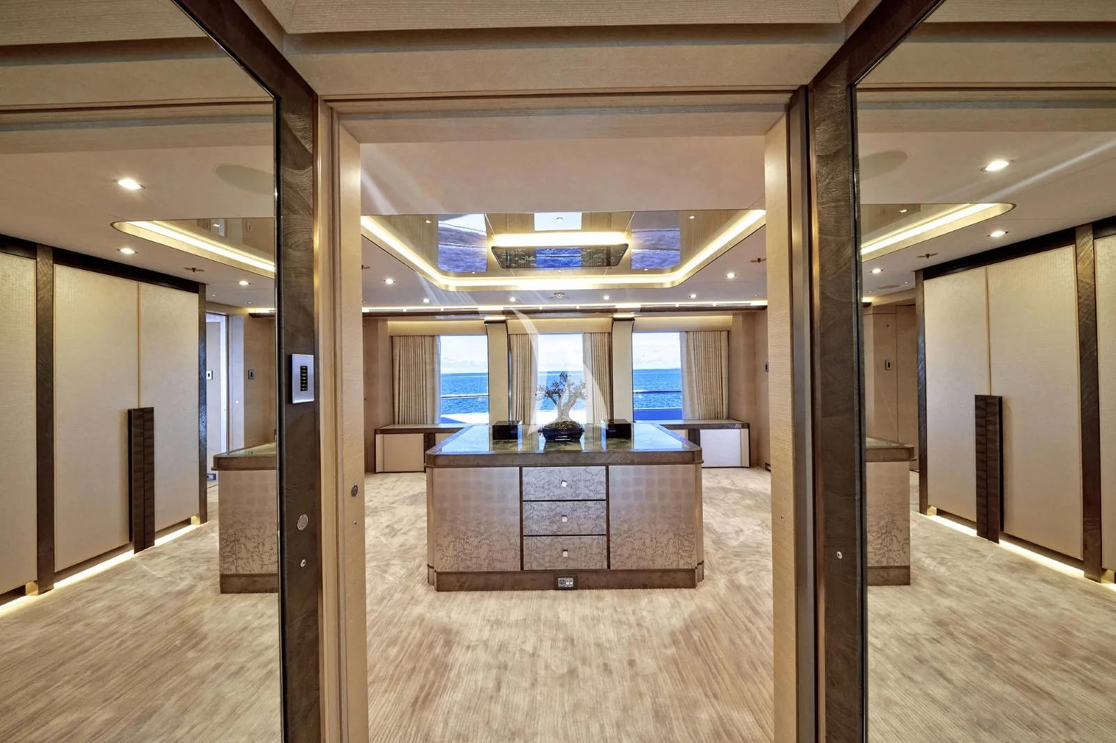 DAR - photo 33 yacht charter Cannes