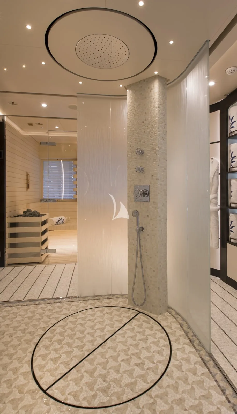 DAR - photo 51 yacht charter Cannes